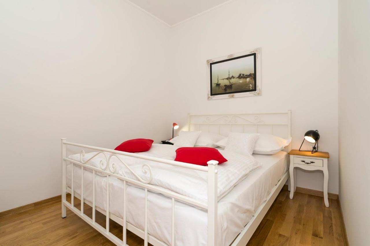 Apartment Dinka With Terrace Split Ngoại thất bức ảnh