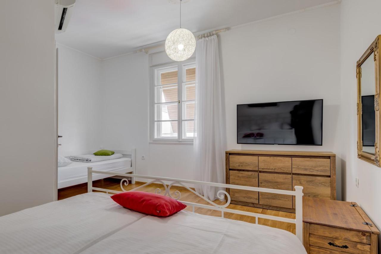 Apartment Dinka With Terrace Split Ngoại thất bức ảnh